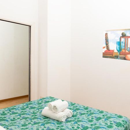 Free Parking Exclusive Apartment Magritte Style Milaan Buitenkant foto